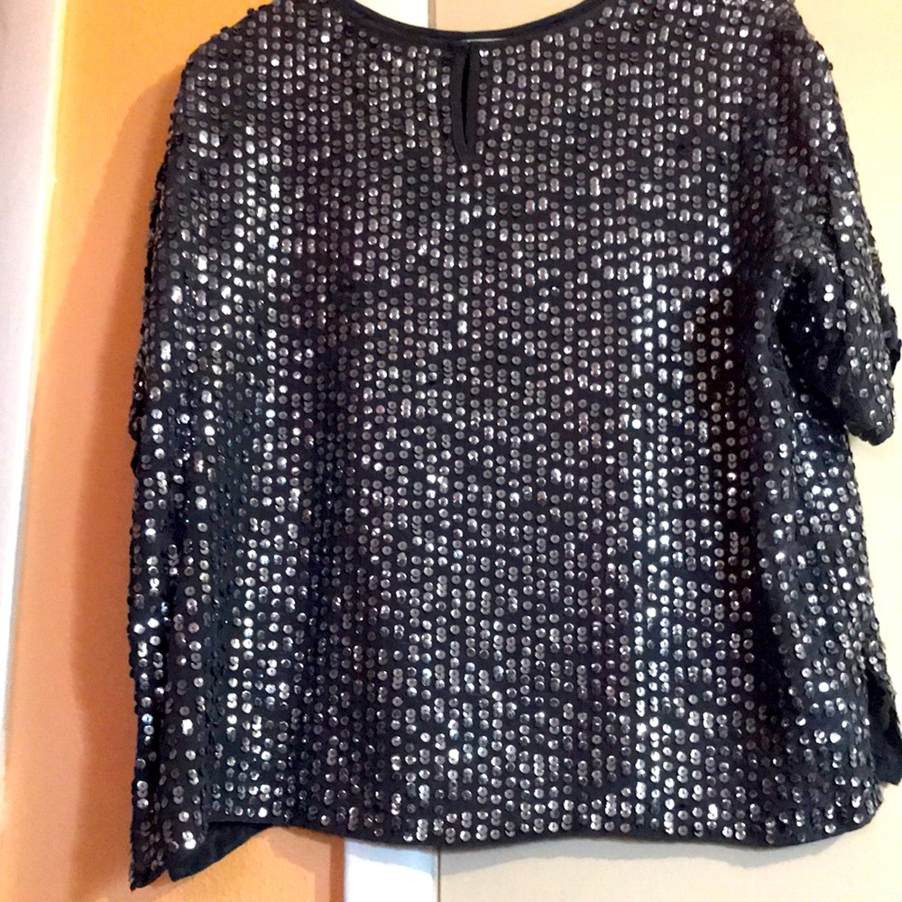Shiny blouse size medium